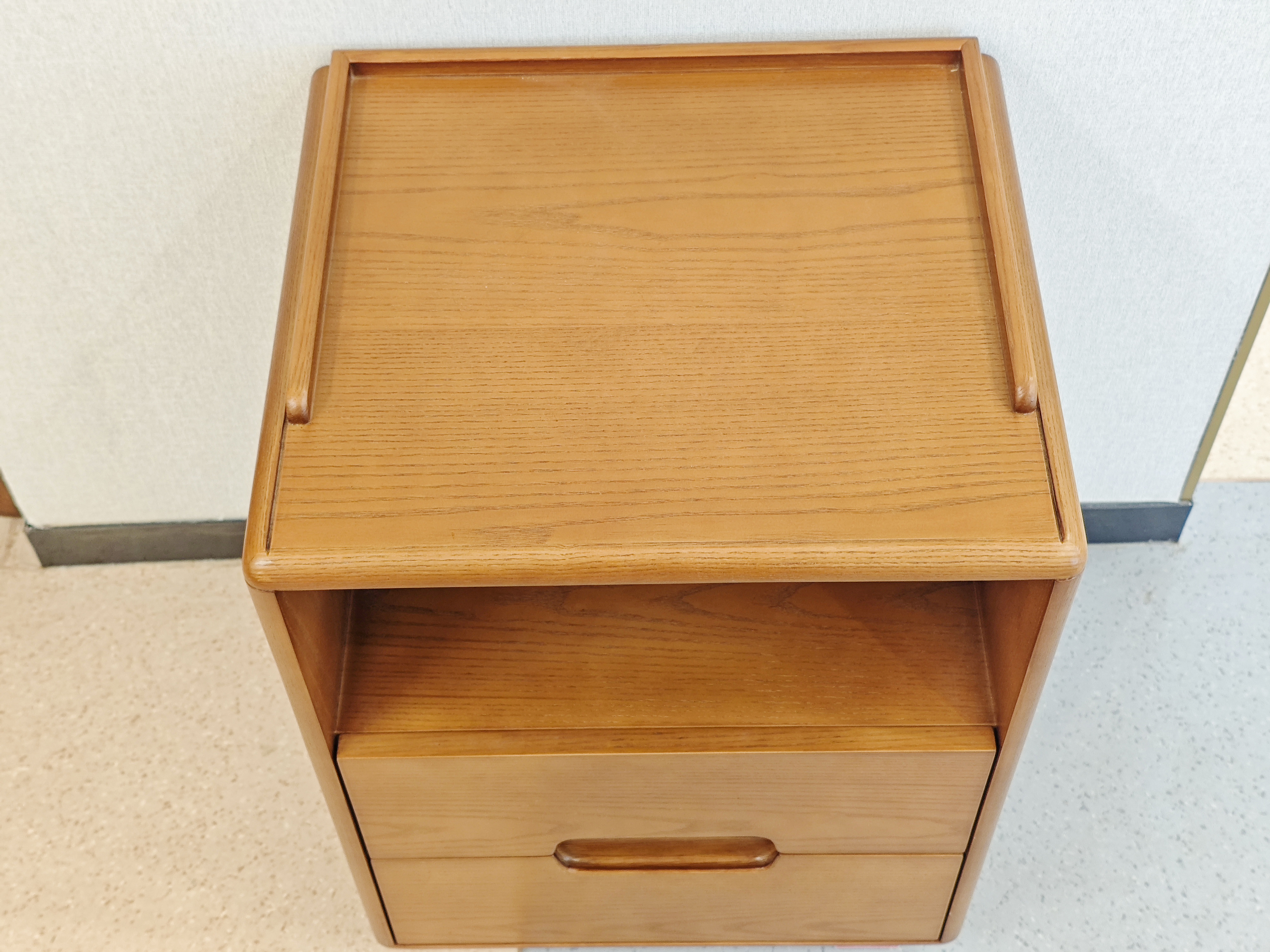 EF-N02 Nightstand（Drawer）