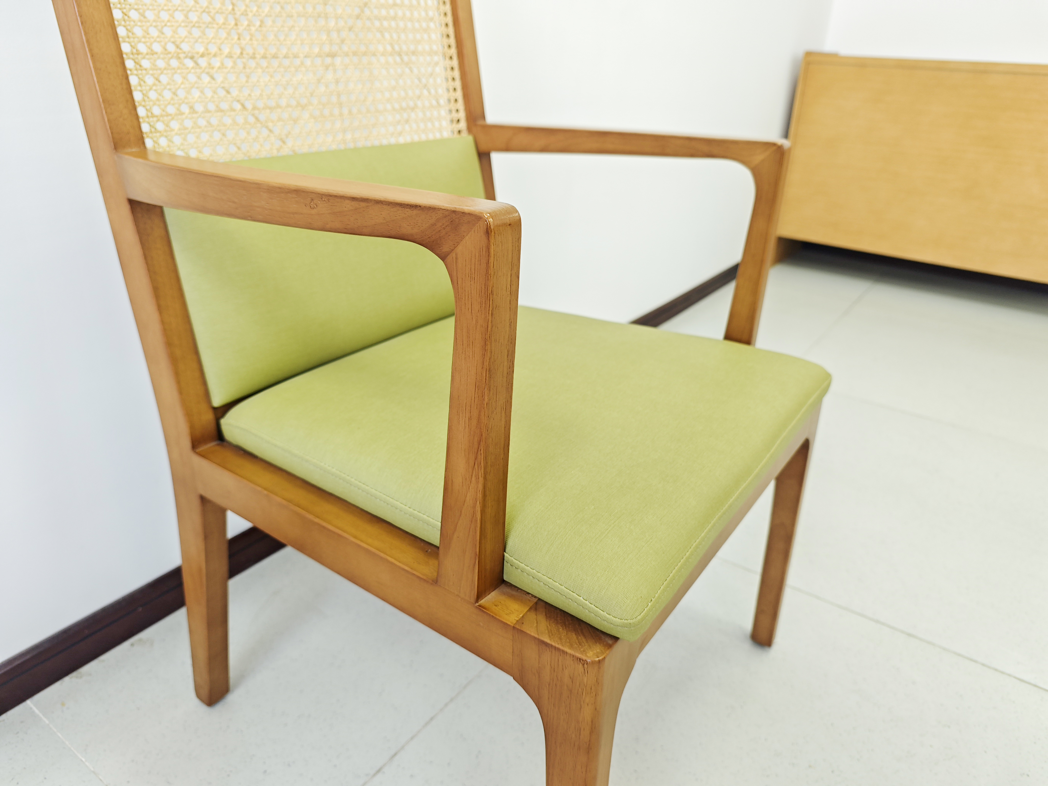 EF-C03 Elderly care chair (Wicker)