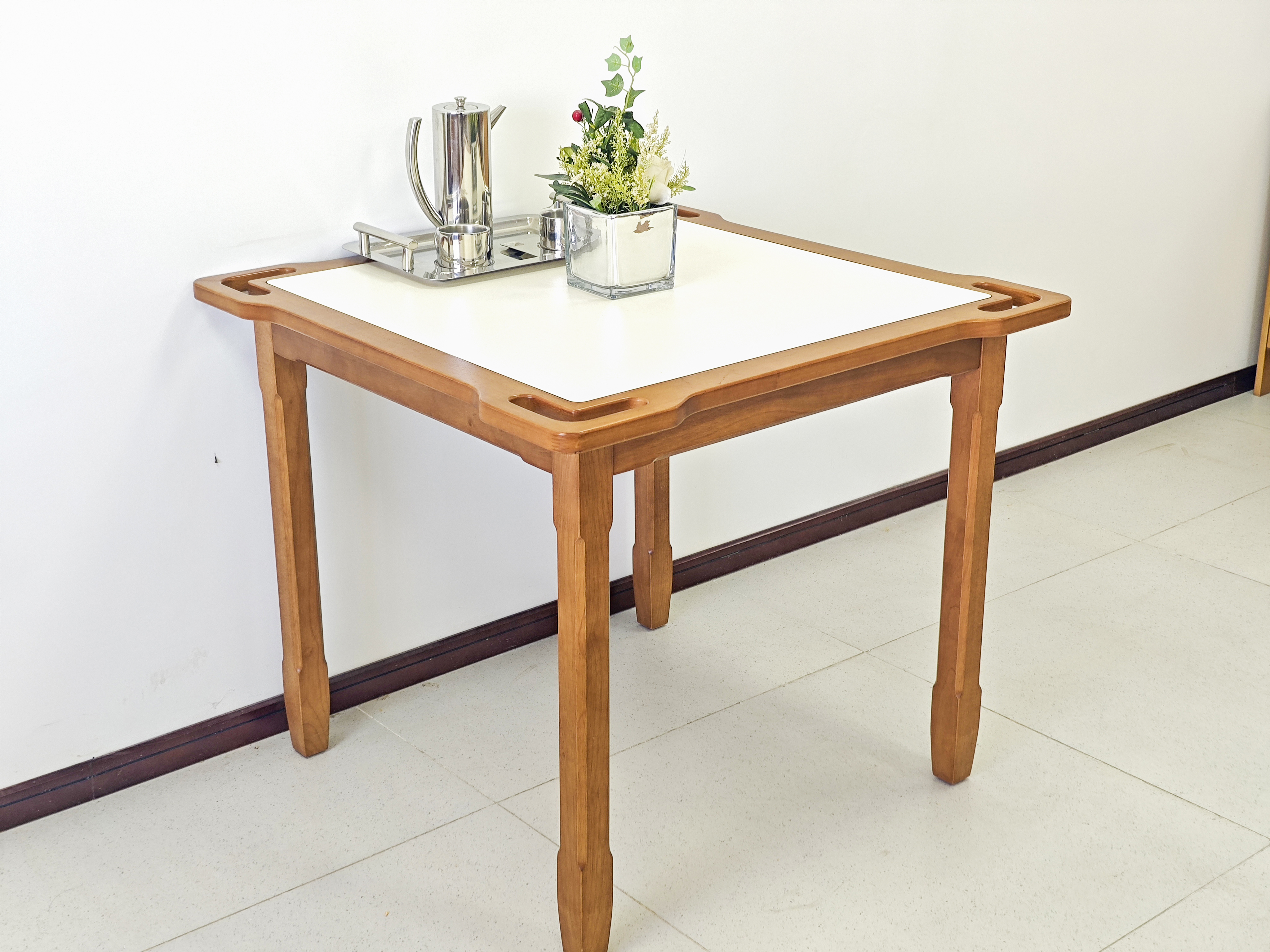 EF-T01 Fireproof elderly care table （Square）Real shot