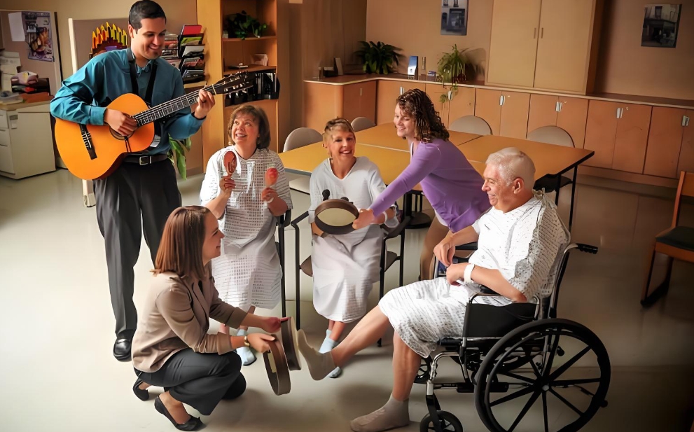 How Music and Art Therapy Can Benefit Dementia Patients